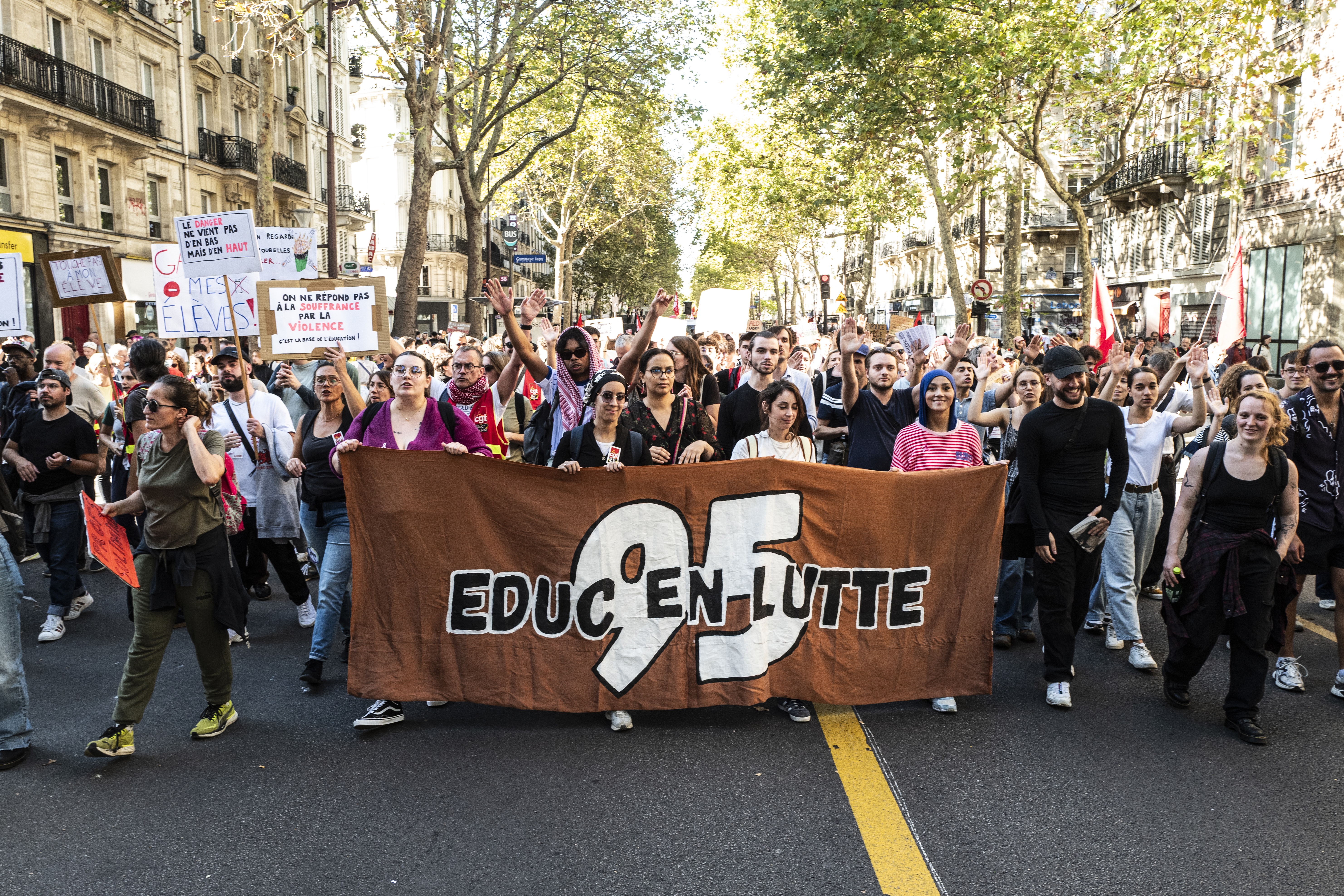 C’est le moment du tous ensemble ! Marchons vers Matignon le 13 octobre !
